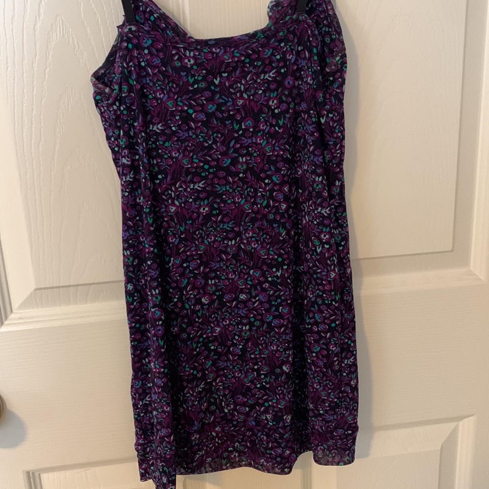 Express Tank Top with Ruffle Detail - Picture 4 of 10
